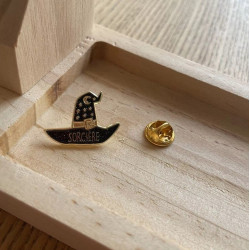 Pin's Sorcière - Madame La Mouette