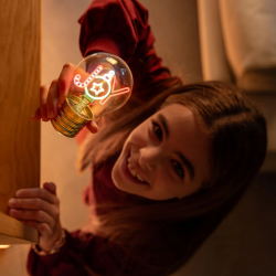 Lampe en forme d'ampoule Joy - Legami
