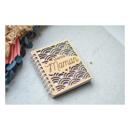 Carnet bois gravé Les notes de maman - ATELIER PETITE CHOSE - Achat en ligne - Jaines