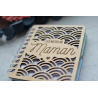 Carnet bois gravé Les notes de Maman - ATELIER PETITE CHOSE
