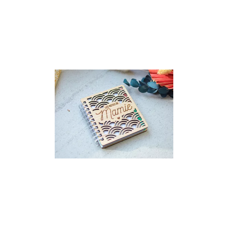Carnet bois gravé Les notes de Mamie - ATELIER PETITE CHOSE