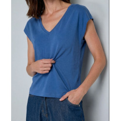 T-shirt col en V Bleu BABO014 - Surkana - Achat en ligne - Jaines
