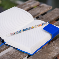 Crayon en Papier Recyclé - I Used To Be a Newspaper - Travel - Legami - Achat en ligne - Jaines